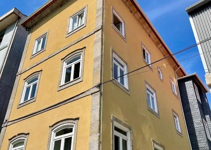 Santo Antonio Elegant Flat * פורטו